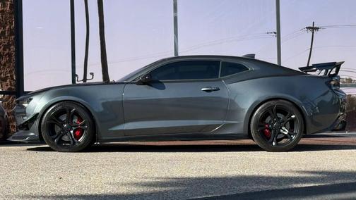 Nightfall Gray Metallic 2017 Chevrolet Camaro 1SS