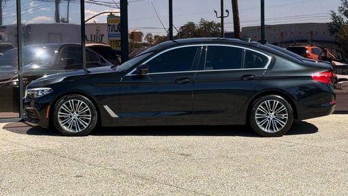 2019 BMW 530 i