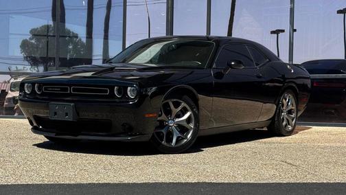 2016 Dodge Challenger SXT