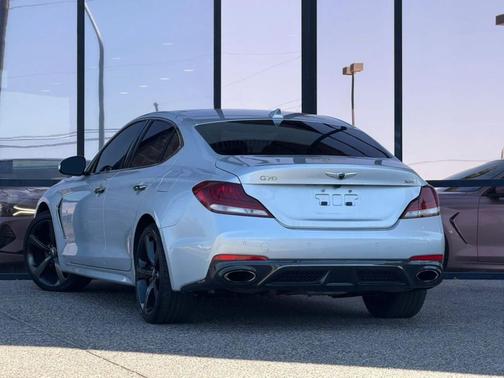 Santiago Silver 2019 Genesis G70 3.3T Advanced