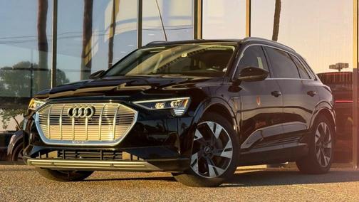 2022 Audi e-tron Premium