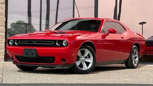 2016 Dodge Challenger SXT