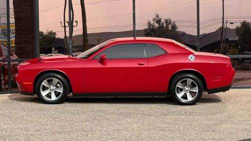 2016 Dodge Challenger SXT