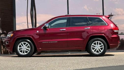 Velvet Red Pearlcoat 2017 Jeep Grand Cherokee Overland