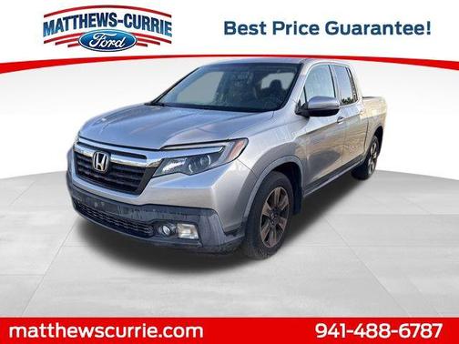 Lunar Silver Metallic 2017 Honda Ridgeline RTL