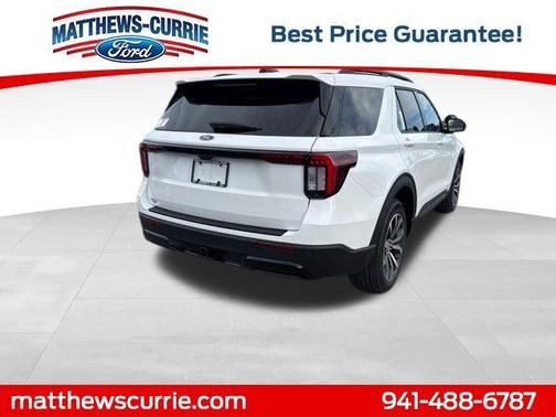 2025 Ford Explorer ST-Line