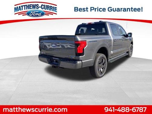 2025 Ford F-150 Lightning Flash