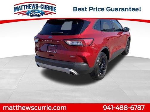 2020 Ford Escape SE