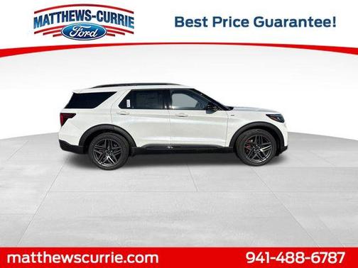 2025 Ford Explorer ST-Line