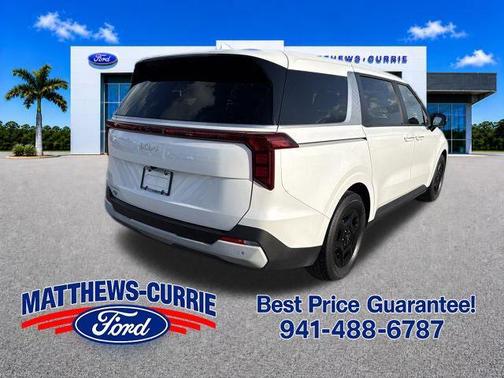 Snow White Pearl 2025 Kia Carnival LXS