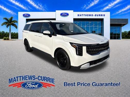 Snow White Pearl 2025 Kia Carnival LXS