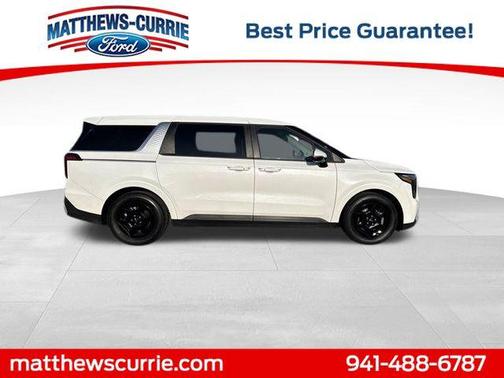 Snow White Pearl 2025 Kia Carnival LXS