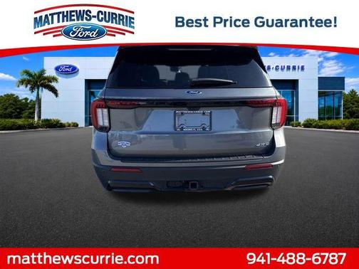 CARBONIZED GRAY METALLIC 2025 Ford Explorer ST-Line