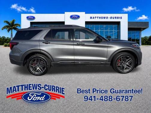 CARBONIZED GRAY METALLIC 2025 Ford Explorer ST-Line