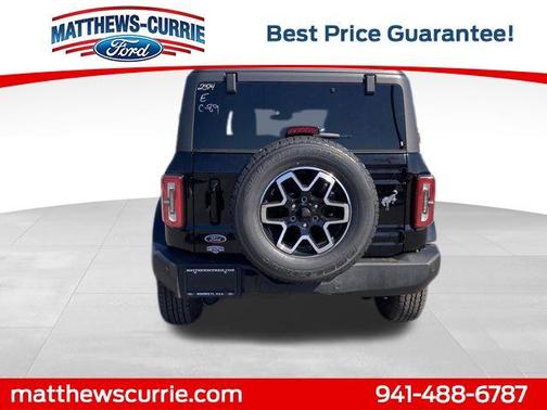 2025 Ford Bronco Outer Banks