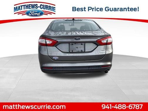 2014 Ford Fusion SE
