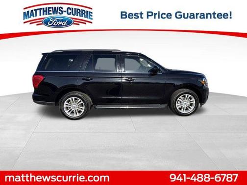 AGATE BLACK METALLIC 2022 Ford Expedition XLT