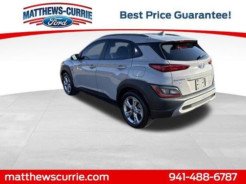 2022 Hyundai KONA SEL