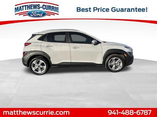 2022 Hyundai KONA SEL