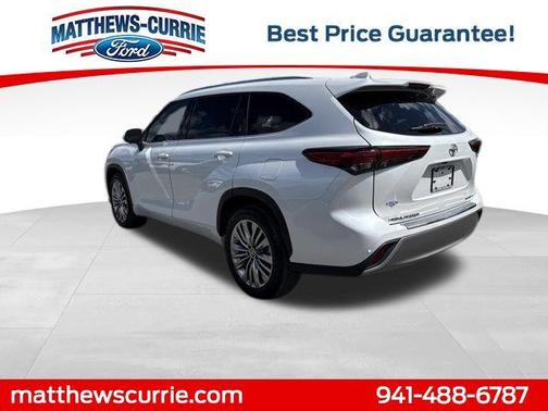 2023 Toyota Highlander Platinum