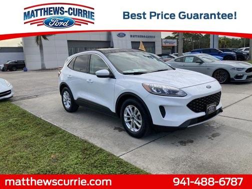 Photo 1 of 33 of 2020 Ford Escape SE