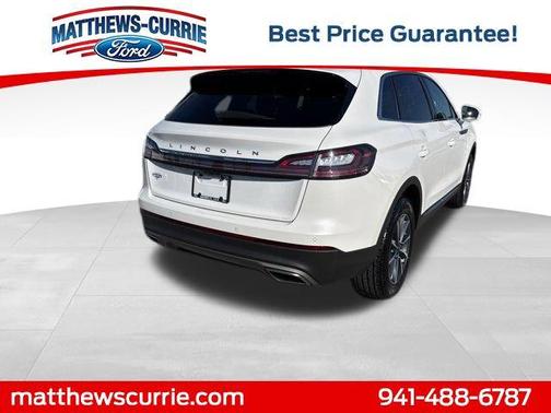 2022 Lincoln Nautilus Standard