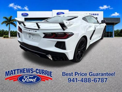 Arctic White 2024 Chevrolet Corvette Stingray w/1LT