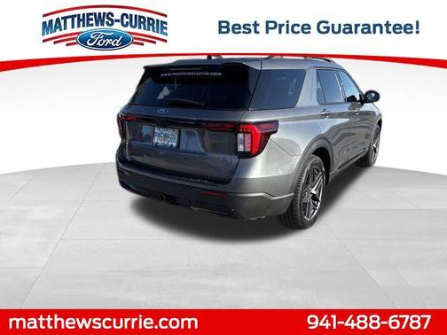 2025 Ford Explorer ST-Line