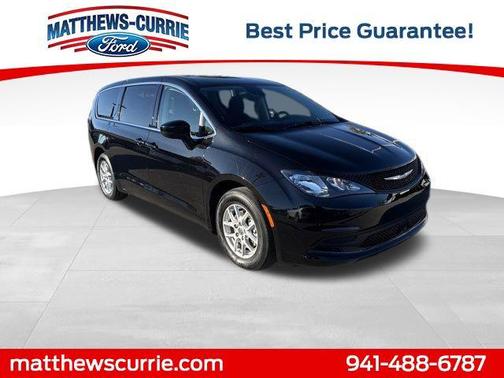 2024 Chrysler Voyager LX