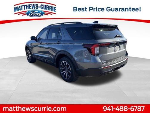 2025 Ford Explorer ST-Line