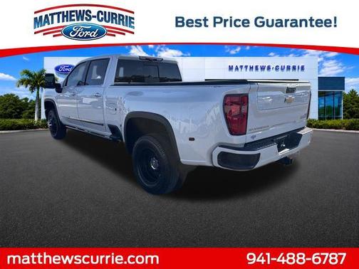 Iridescent Pearl Tricoat 2024 Chevrolet Silverado 3500 High Country