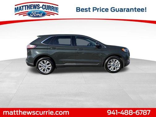 2022 Ford Edge Titanium