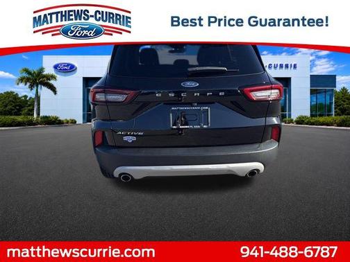 AGATE BLACK METALLIC 2024 Ford Escape Active