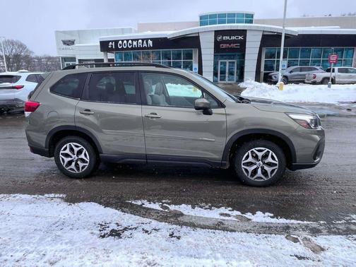 2020 Subaru Forester Premium