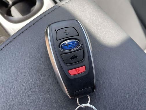 River Rock Pearl 2026 Subaru Outback Premium