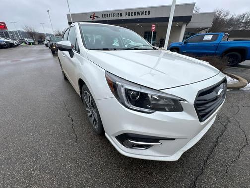 2018 Subaru Legacy Sport