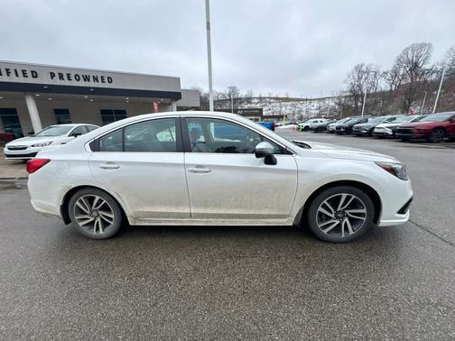 2018 Subaru Legacy Sport