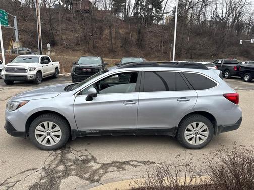 2018 Subaru Outback 2.5i Premium