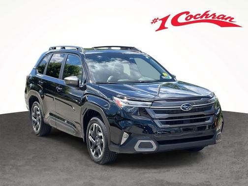 Crystal Black Silica 2025 Subaru Forester Limited
