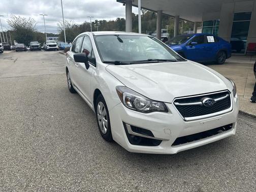 2016 Subaru Impreza 2.0i