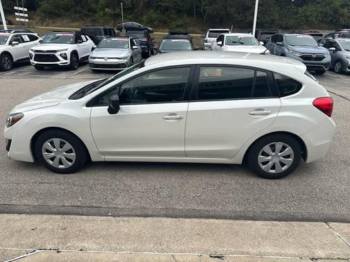 2016 Subaru Impreza 2.0i