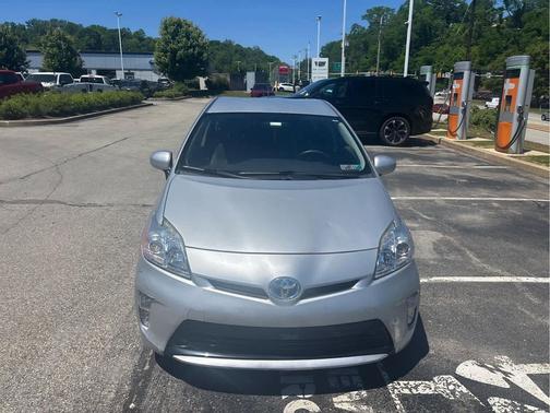Classic Silver Metallic 2015 Toyota Prius Three