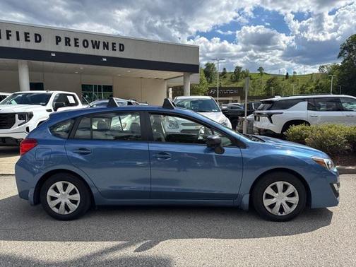 2016 Subaru Impreza 2.0i