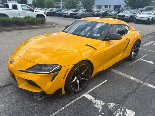 Nitro Yellow 2022 Toyota Supra 3.0 Premium