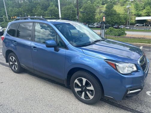 Quartz Blue Pearl 2018 Subaru Forester Premium