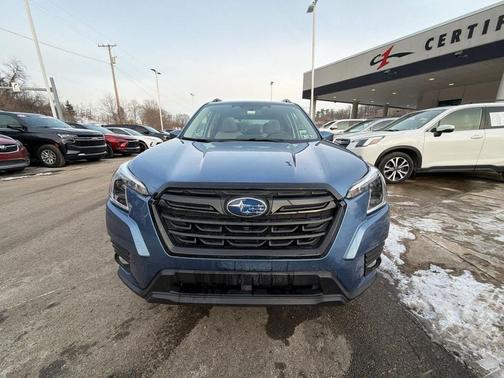 2022 Subaru Forester Premium