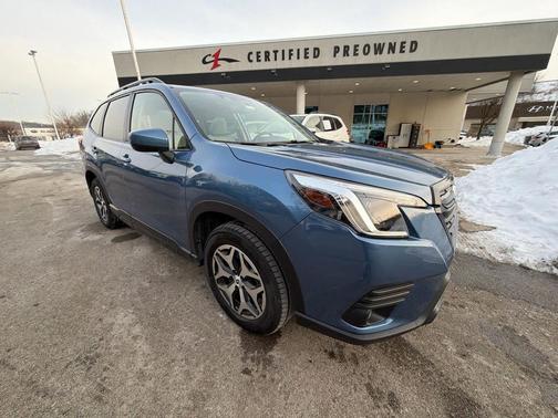 2022 Subaru Forester Premium