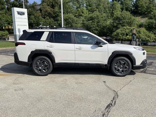 Crystal White Pearl 2026 Subaru Outback Premium