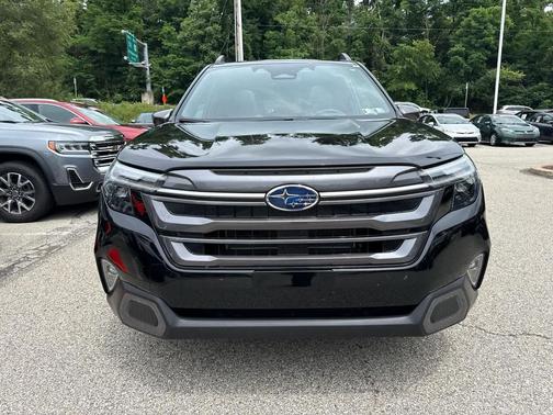 Crystal Black Silica 2025 Subaru Forester Hybrid Limited