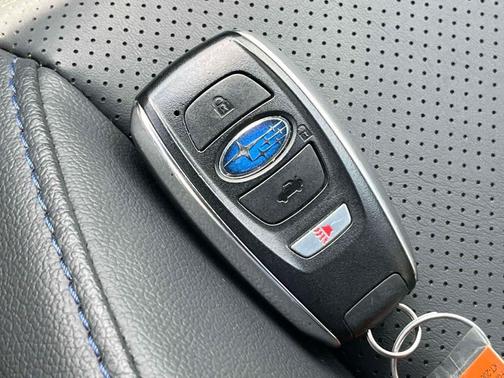 Crystal Black Silica 2025 Subaru Forester Hybrid Limited